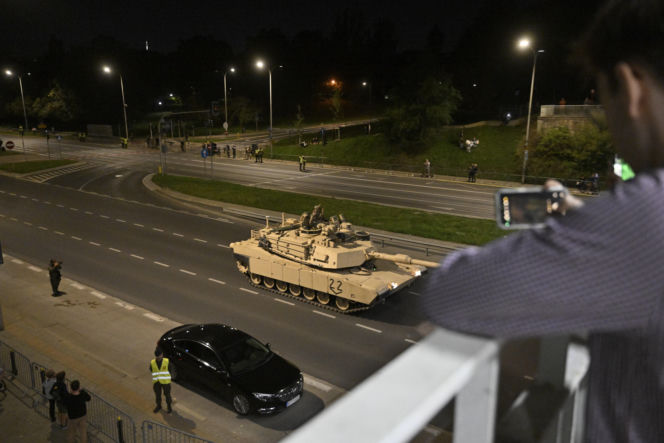 Nocna próba defilady wojskowej w Warszawie 2