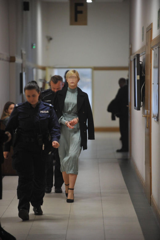 Karolina wbiła Igorowi 15-centymetrowy nóż w brzuch. „Weszło jak w masło” − twierdziła
