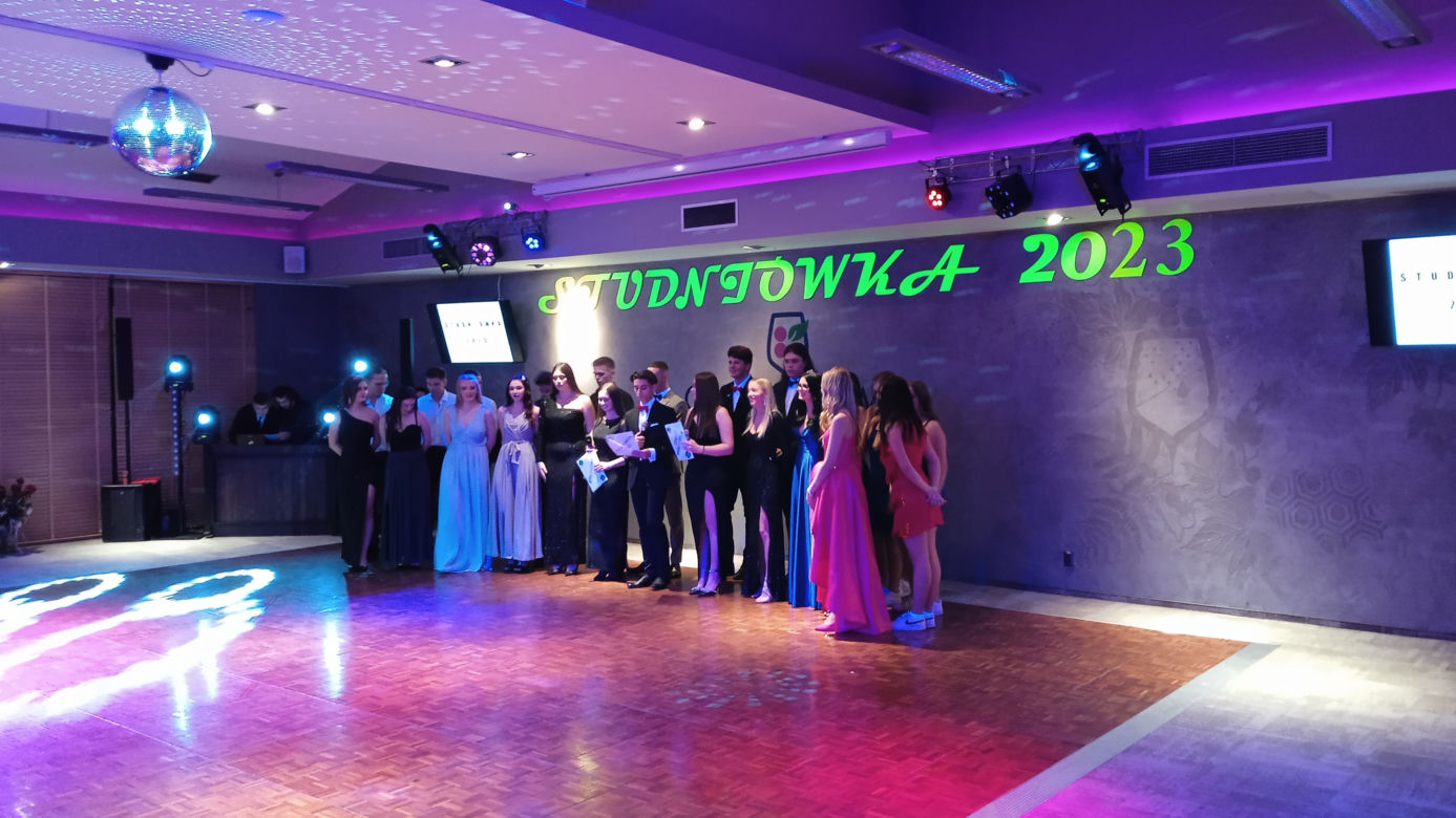 Studniówka 2023 II LO w Zielonej Górze
