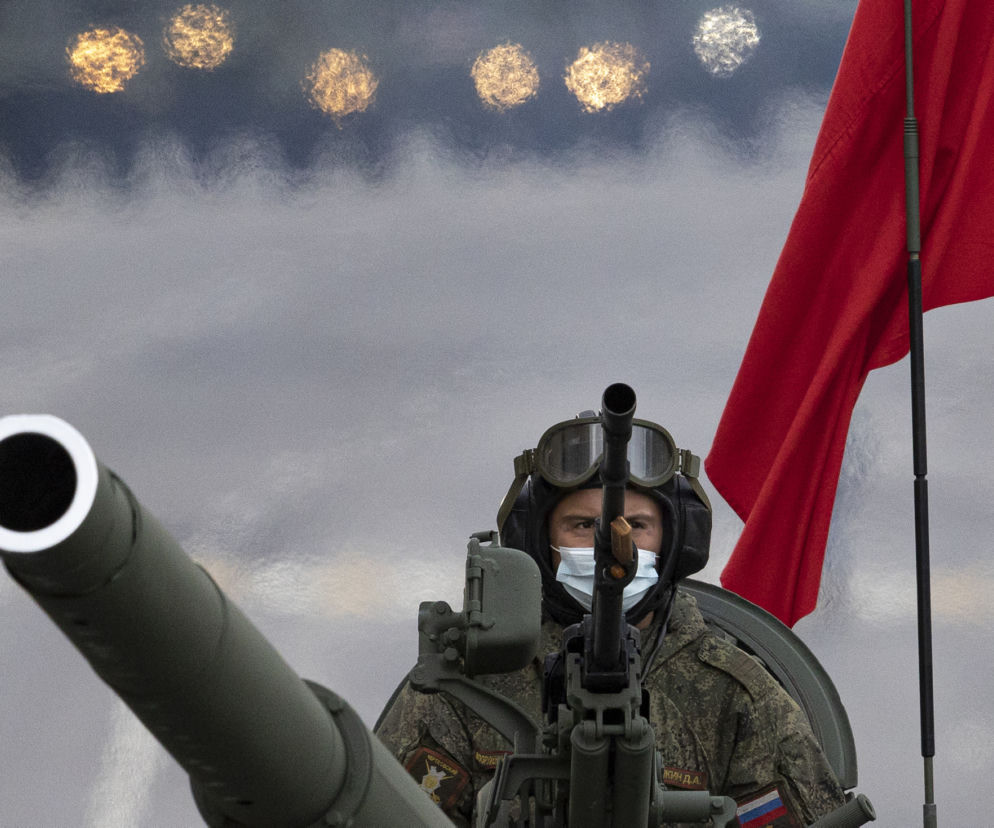 Wojna na Ukrainie. Coraz więcej rosyjskich wojsk przy granicy. Narracja o wycofaniu żołnierzy fałszywa