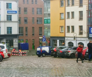 Podzamcze z płatnym parkowaniem
