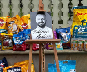 Zamiast zniczy przynieśli pomoc. Wzruszający hołd dla Łukasza Litewki. „Dziękujemy za Twoje serce” 