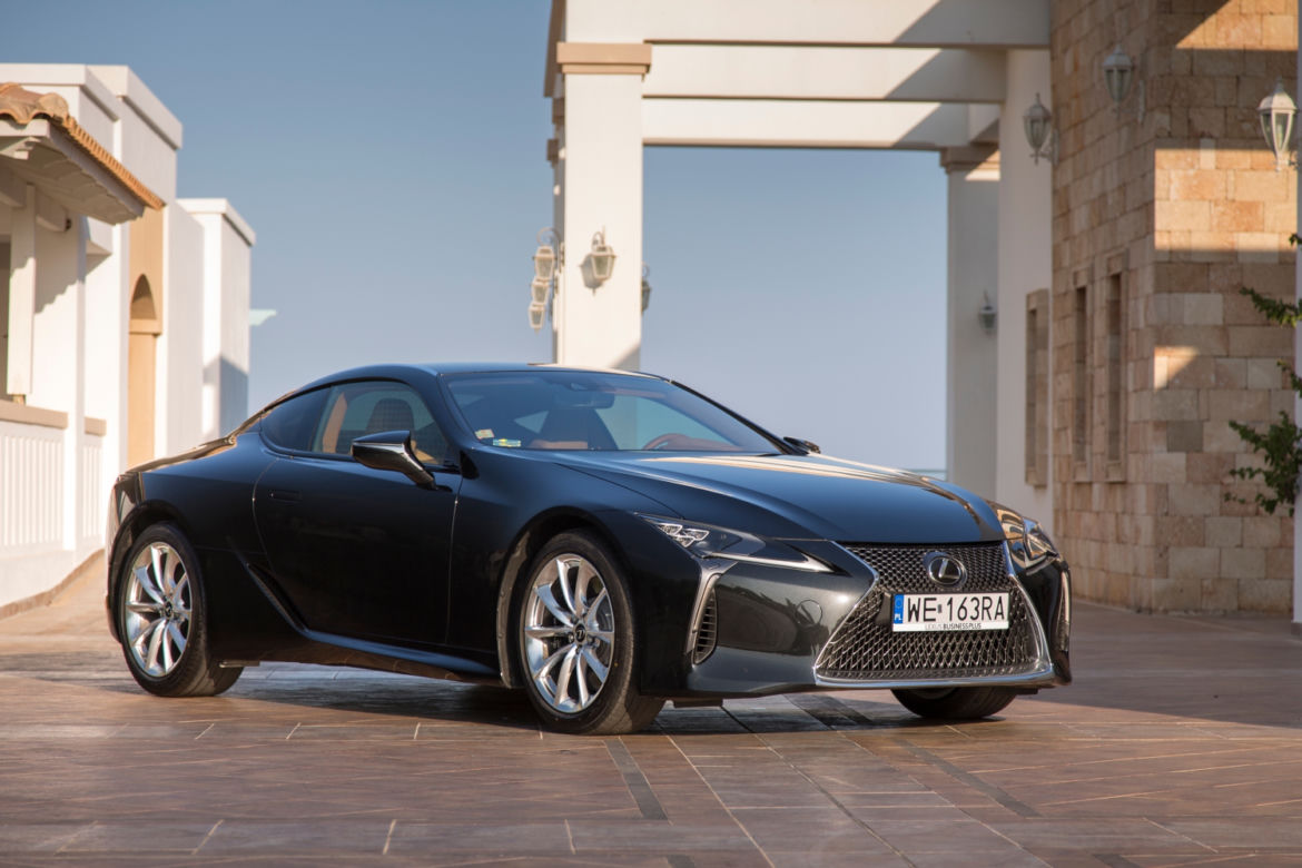 Lexus LC500 5.0 V8 477 KM Carbon