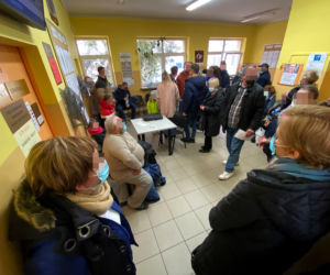 Białystok. Ogromna kolejka po paszport - 4.03.2022
