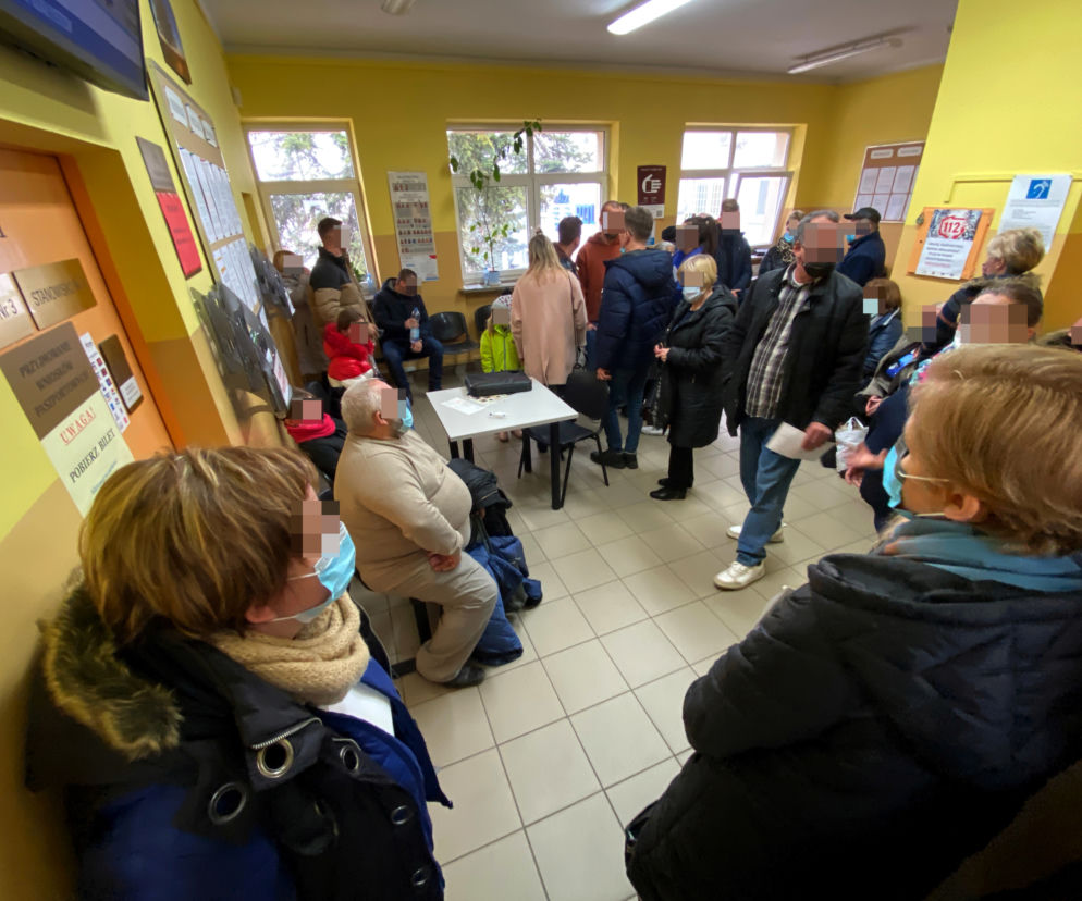 Białystok. Ogromna kolejka po paszport - 4.03.2022