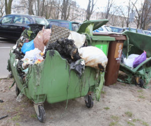 NA WOLI GRASUJE PODPALACZ