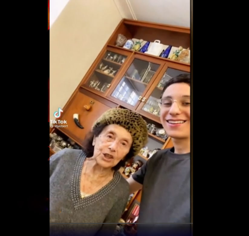 98-letnia Lily Ebert przeżyła Holokaust. Teraz opowiada o tym na TikToku