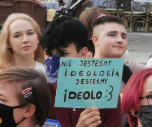 Jestem człowiekiem, nie ideologią manifestacja w Kaliszu
