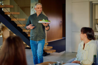 Na Wspólnej, odc. 4301. Greg Kalski (Michał Sitarski), Ewelina Kalska (Marta Malikowska), Jagoda (Laura Zawadka)