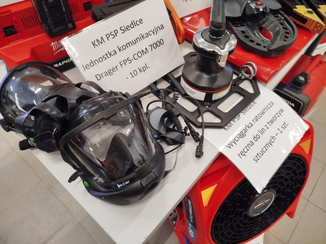 Nowy sprzęt trafi do strażaków z Siedlec, Łosic, Makowa Mazowieckiego, Ostrołęki, Ostrowi Mazowieckiej, Pułtuska, Sokołowa Podlaskiego, Węgrowa i Wyszkowa