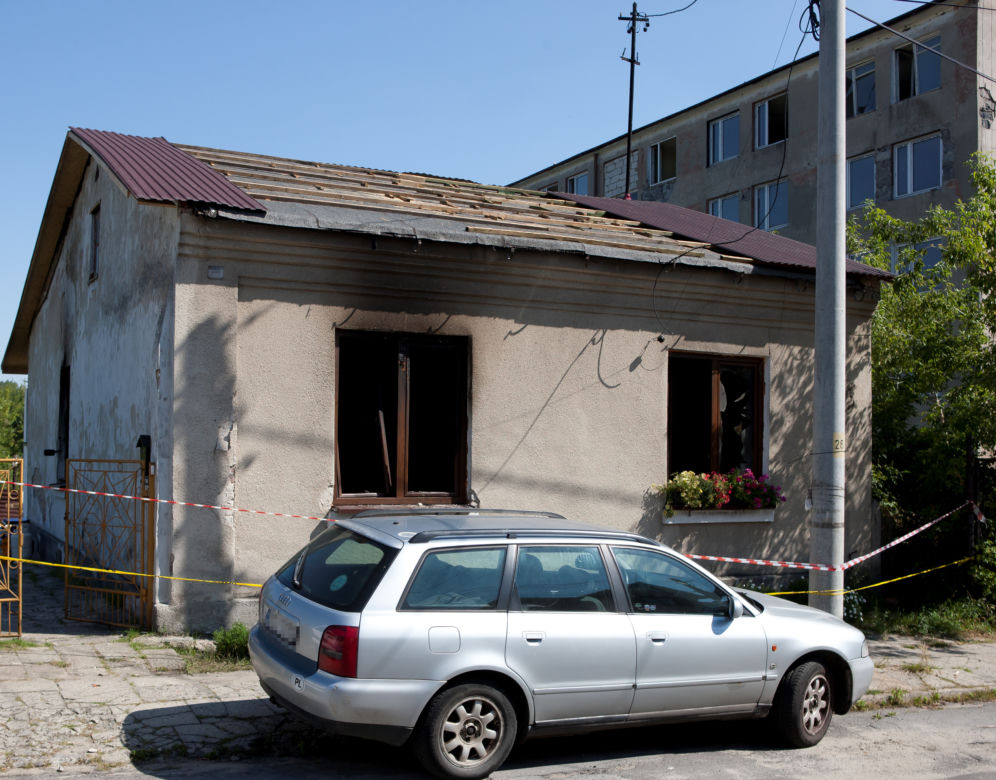To on podpalił żonę i dzieci