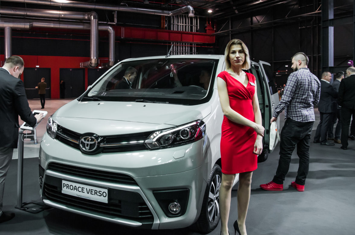 Hostessy na targach Fleet Market 2018