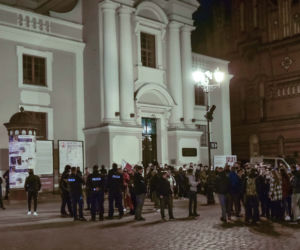 Strajk kobiet w Toruniu. Tańce, straż pod kościołem i wiele więcej - środa (28.10.2020)
