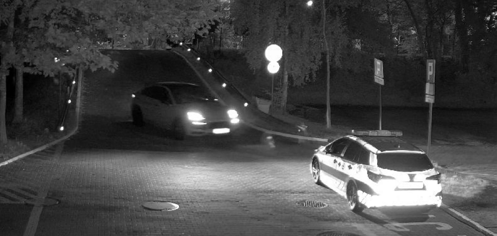 Wpadka pijanego kierowcy Porsche. Przyszedł na policję, by udowodnić trzeźwość!