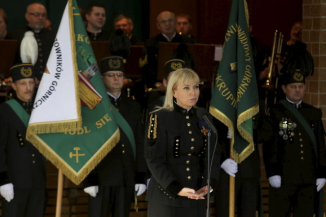 MINISTERSTWO W D...MA GÓRNICTWO