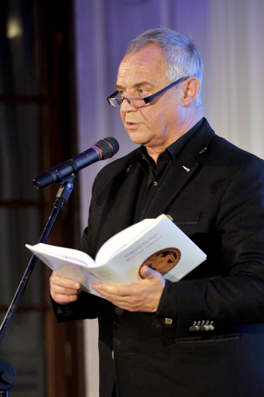 Marek Kondrat kiedyś i dziś. Tak przez lata zmienił się niezapomniany Adaś Miauczyński