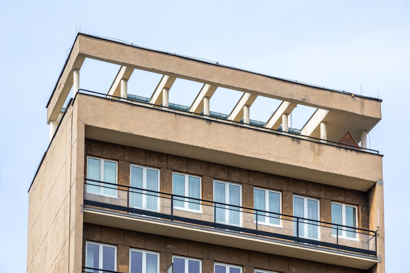 Wieżowiec przy ul. Sewerynów 4 w Warszawie