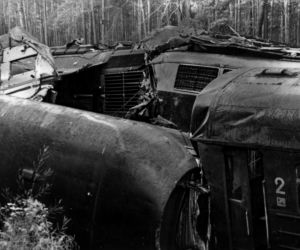 Katastrofa kolejowa w Otłoczynie. Koło Torunia zginęło 67 osób - archiwalne zdjęcia