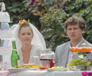 MIŁOŚĆ NAD ROZLEWISKIEM. Marysia (Olga Frycz) i Kuba (Antoni Królikowski)