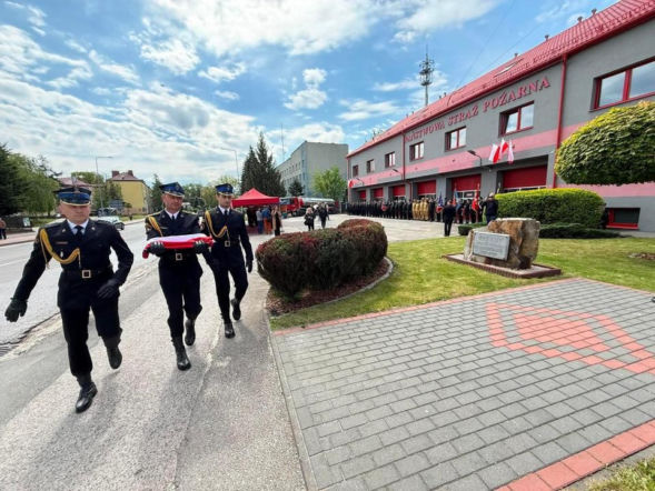 Uroczyste Obchody Dnia Strażaka w Starachowicach. Odznaczenia, awanse i wyróżnienia dla strażaków