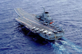 Chiński smok pręży muskuły. Grupa uderzeniowa lotniskowca Liaoning symuluje blokadę Tajwanu