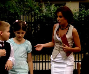Barwy szczęścia odcinek 1. Kasia (Katarzyna Glinka), Wojtek (Jakub Małek), Agata (Natalia Zambrzycka)