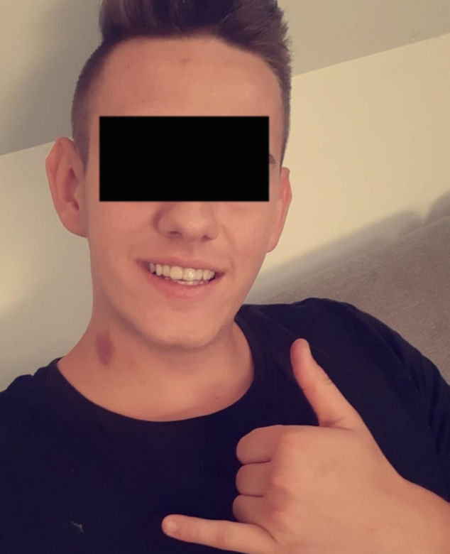 Cała wieś pożegnała zamordowanego Mateusza (†23 l.) i kolorowymi kwiatami zasypała jego grób