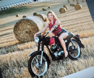 Motocyklistki w kalendarzu charytatywnym
