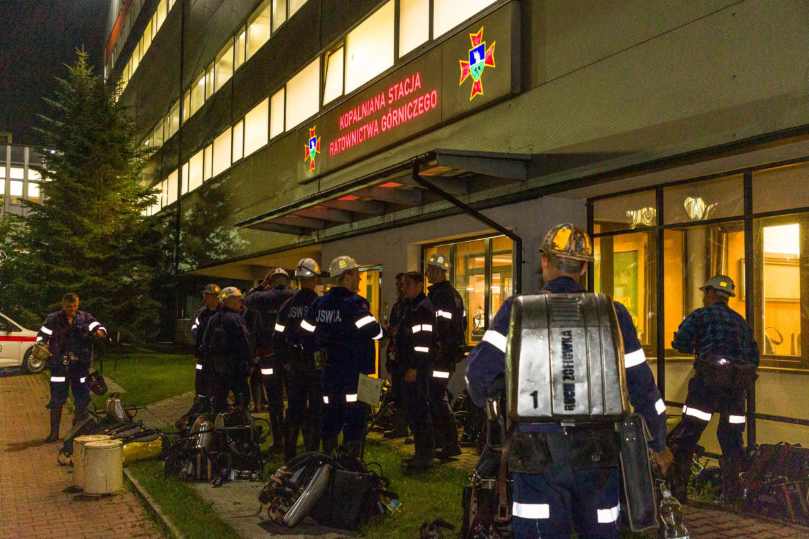W kopalni Pniówek rozpoczęła się kolejna faza akcji poszukiwawczej zaginionych górników