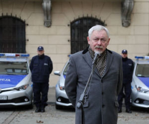 Komenda Miejska Policji w Krakowie w hybrydowych radiowozach Toyoty