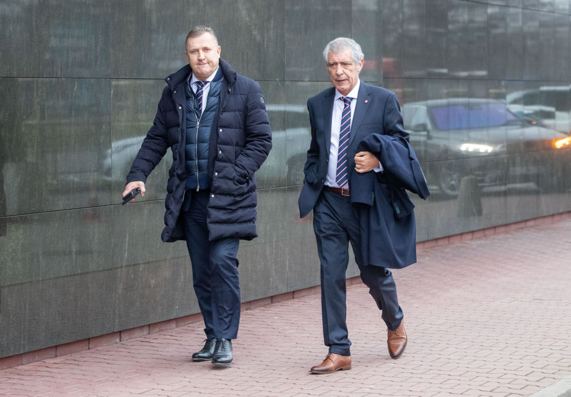 Fernando Santos przyłapany z papierosem w ręku w Warszawie