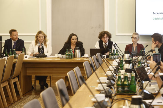 Dymińscy szukają syna już trzeci rok. Ślad urywa się na moście w Warszawie