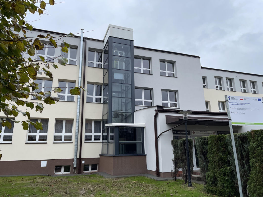 Udogodnienia dla niepełnosprawnych w Zespole Szkół Elektryczno - Mechanicznych w Nowym Sączu