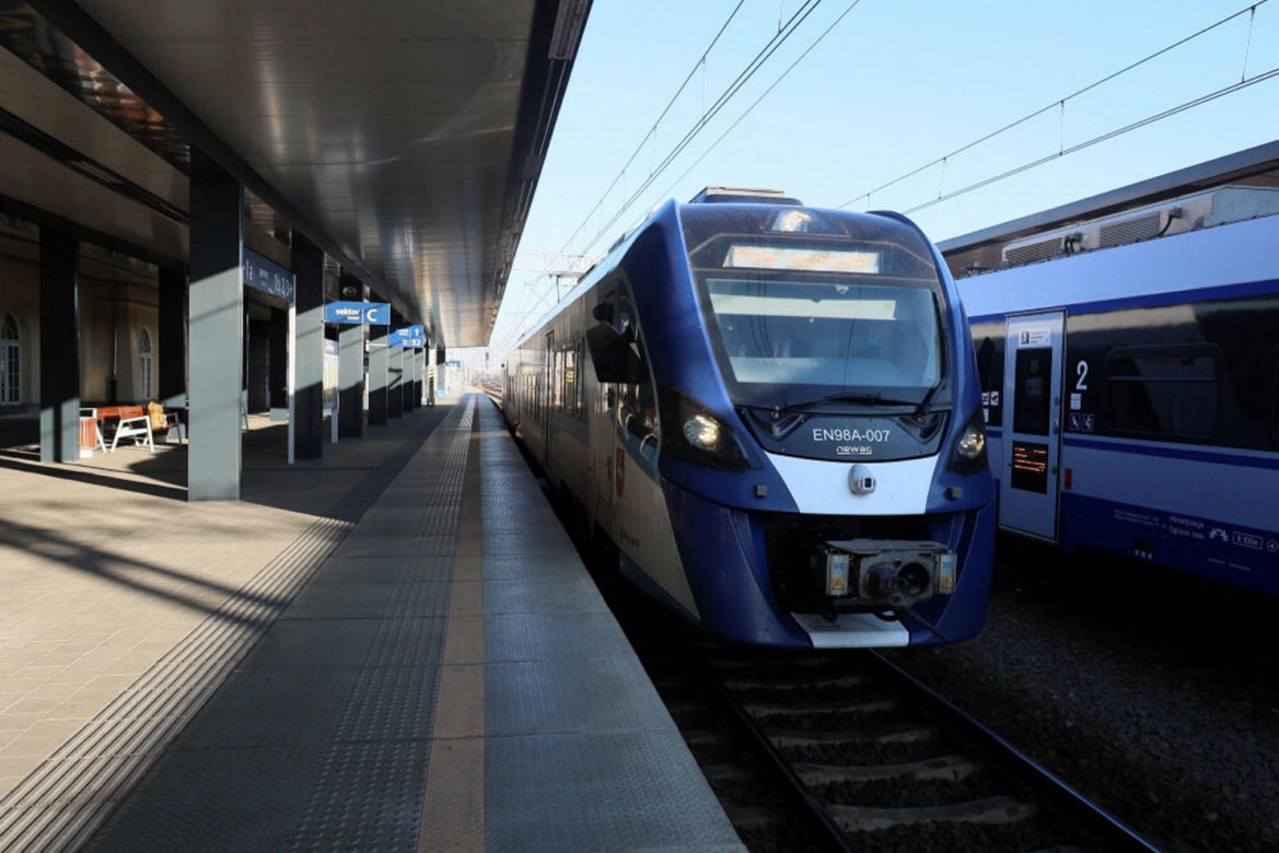 Dworzec Metropolitalny w Lublinie świętuje swoje 1 urodziny. To architektoniczna perełka. "Nie jest najgorzej"