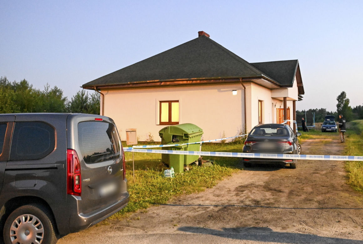 Makabryczne odkrycie pod Brodnicą. Znaleziono rozkładające zwłoki dwulatka w remontowanym domu