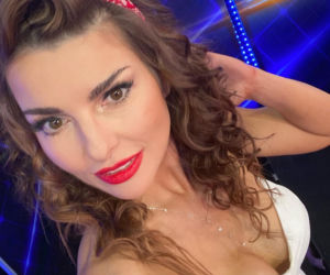 Beata Chmielowska-Olech - najpiękniejszy dekolt telewizji 