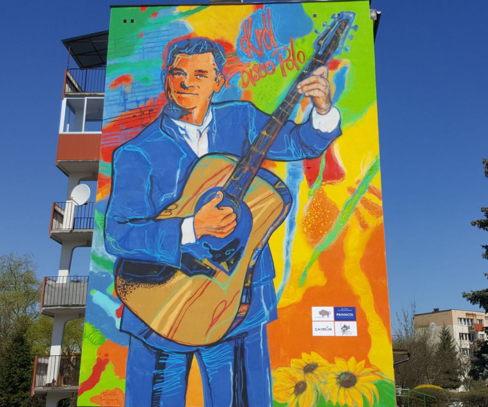 Mural Zenka Martyniuka odsłonięty [ZDJĘCIE DNIA]