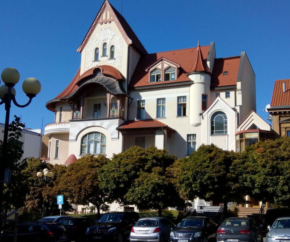 MOK Olsztyn - Kamienica Naujacka