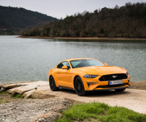 Ford Mustang GT 5.0 V8 Fastback lifting 2018