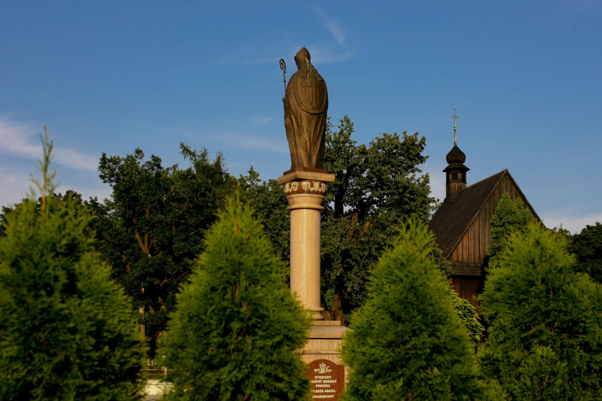 To jedno z najpiękniejszych śląskich miast. Jego rynek to perła architektury