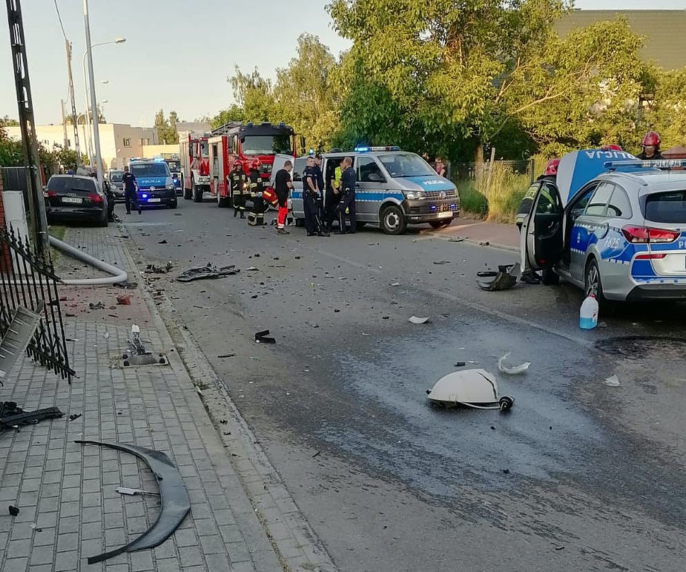 Pościg w Sieradzu. Uciekinier staranował radiowóz