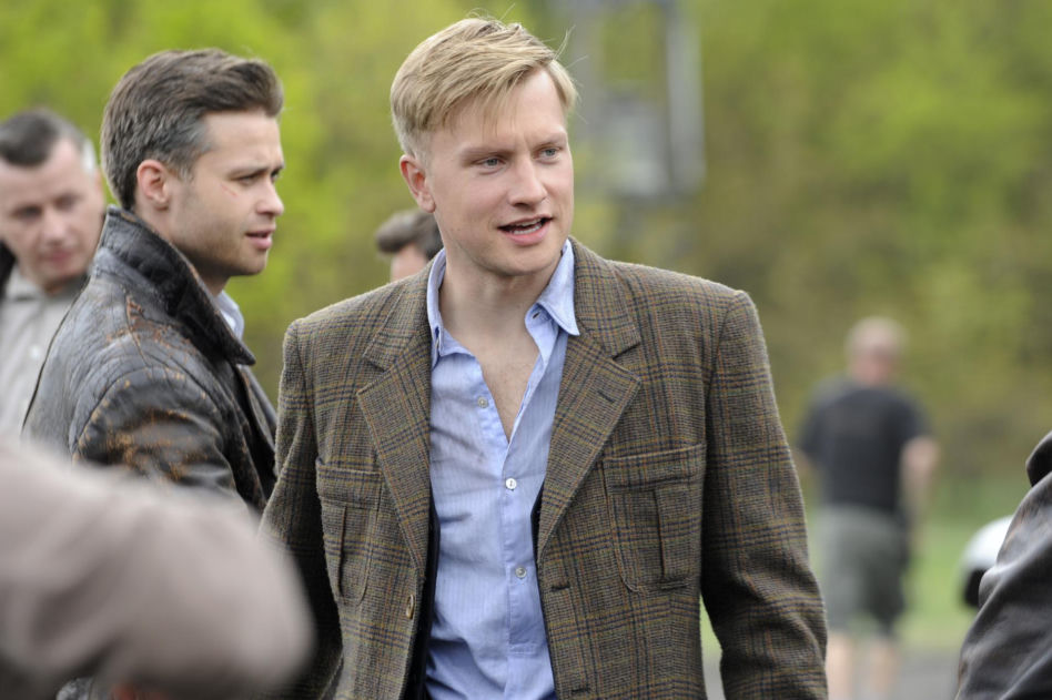 Od nastolatka z "Na Wspólnej" do eleganckiego mężczyzny. Tak zmieniał się Jakub Wesołowski