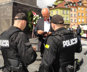 Janusz Korwin Mikke pod Kolumną Zygmunta