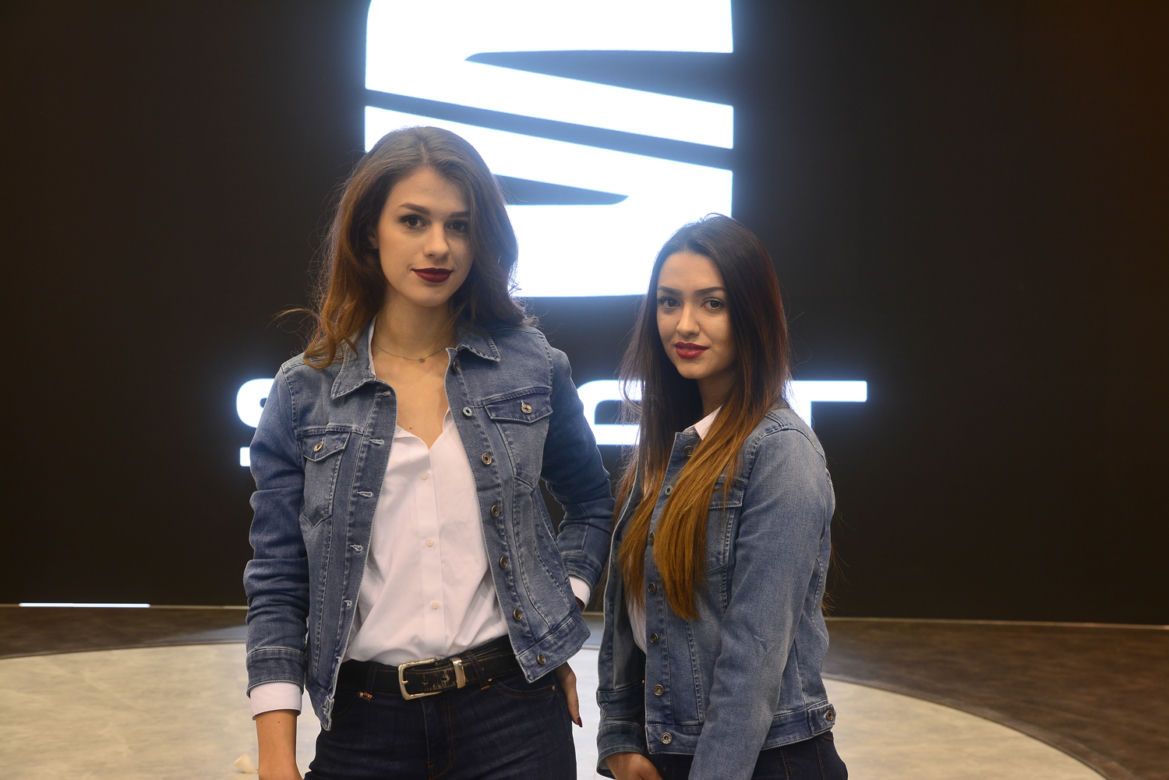 Hostessy na targach Poznań Motor Show 2018