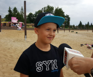 Bydgoska ekipa Eska Summer City na plaży w Pieczyskach