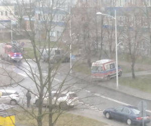 Płock. ZWŁOKI kobiety w pałacyku cudów przy Otolińskiej! Drzwi otwierali strażacy! (ZDJĘCIA]