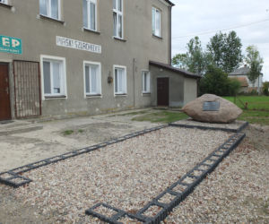 Jego zegarki są synonimem luksusu i noszą je koronowane głowy. Pomnik najsłynniejszego polskiego mistrza zegarmistrzowskiego stanął w jego rodzinnej wsi pod Krasnymstawem
