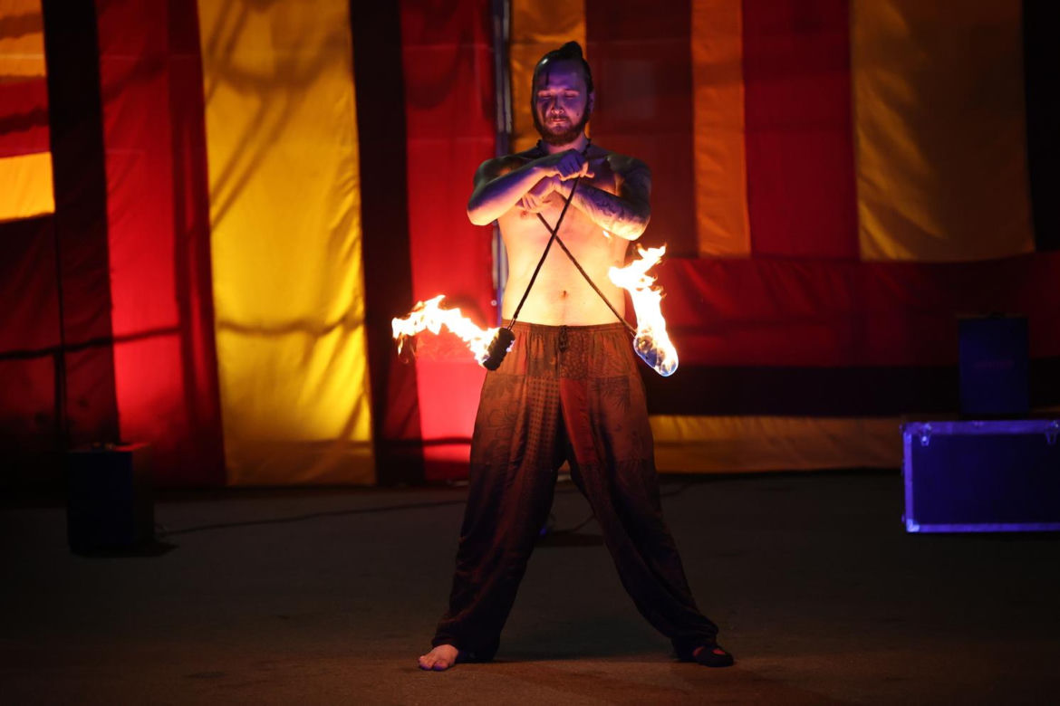 Fire Jam sprawił, że Park Ludowy w Lublinie zapłonął! Tak było podczas Europejskiej Konwencji Żonglerskiej