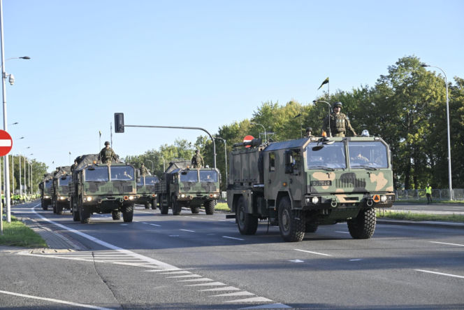 Próba generalna defilady wojskowej w Warszawie