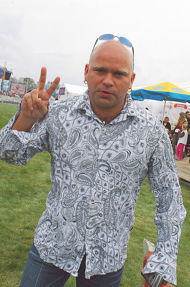 Klaudiusz Ševković z "Big Brothera" pokazał dorosłego syna. Podobni?